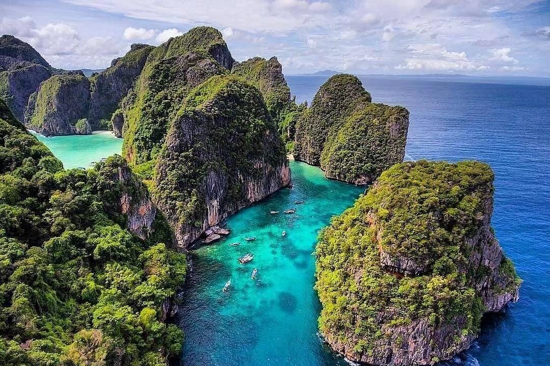 Phi Phi Island, Maya Bay & Bamboo Island Tour – An Unforgettable Speedboat Adventure