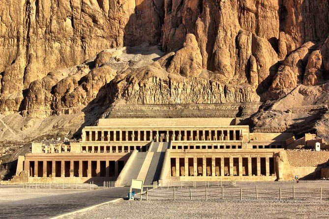 Private Full Day Tour – Discover the West Bank in Luxor