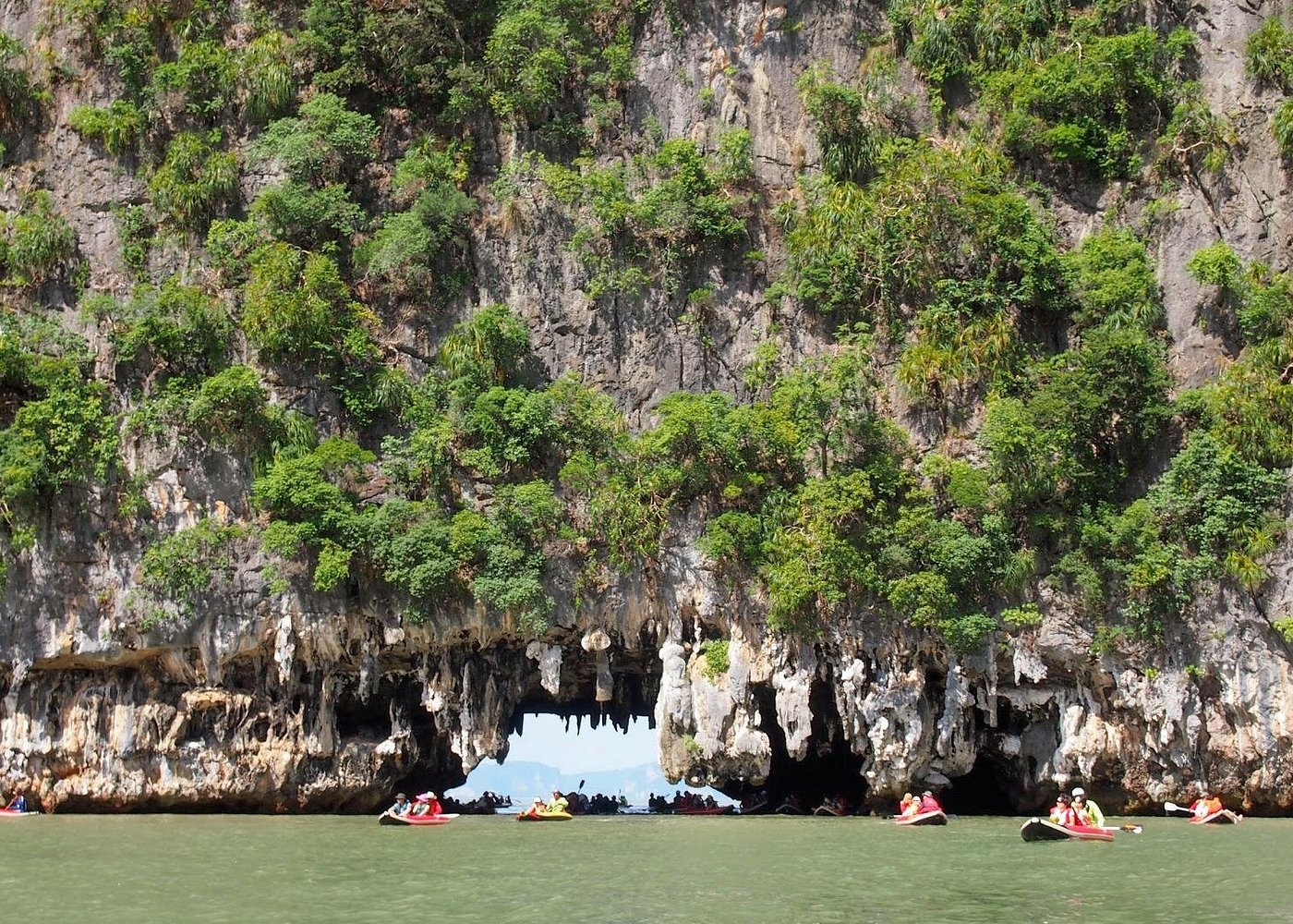 James Bond Island Tour – Phang Nga Bay & Canoeing