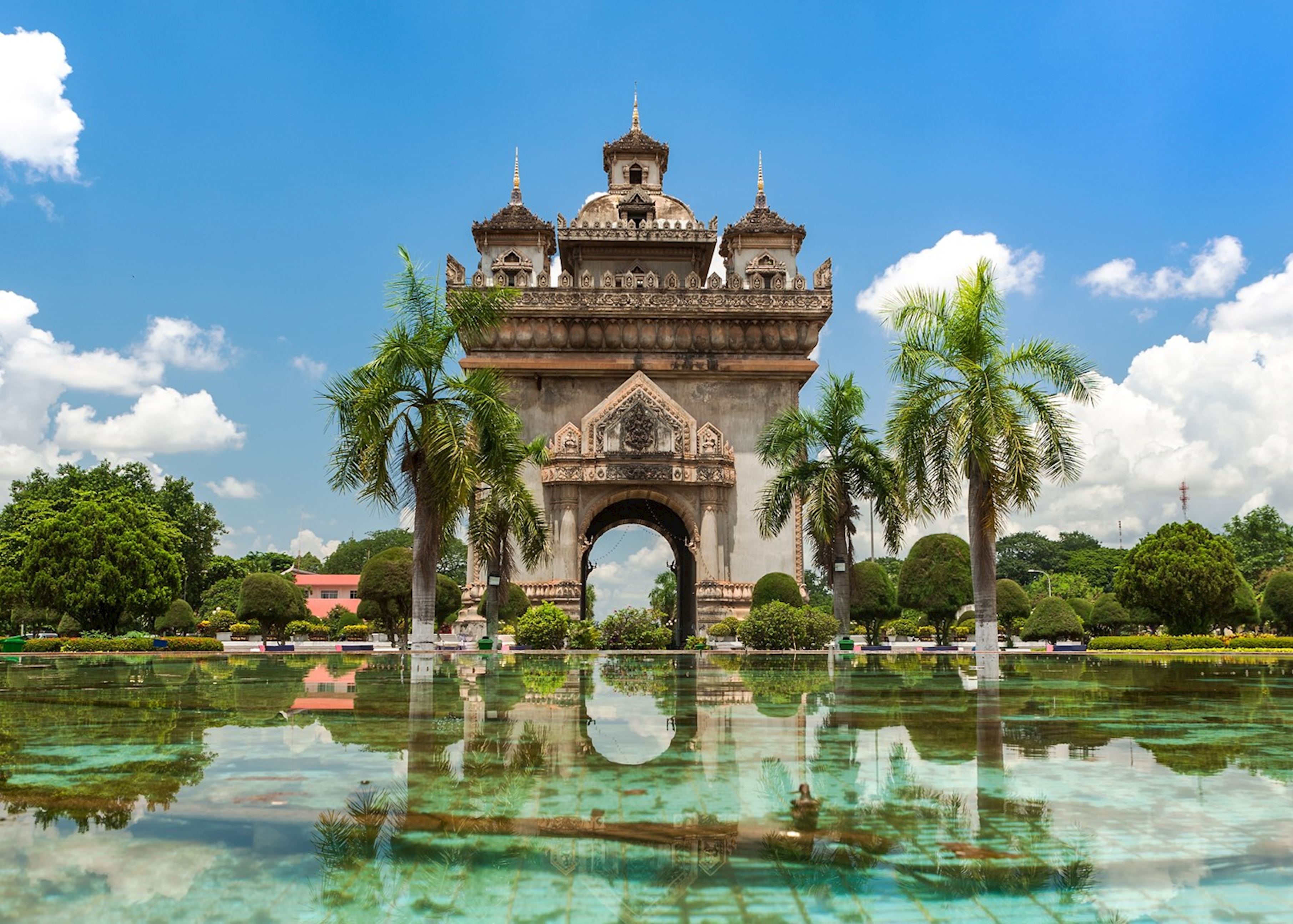 Discover Laos in 6 days
